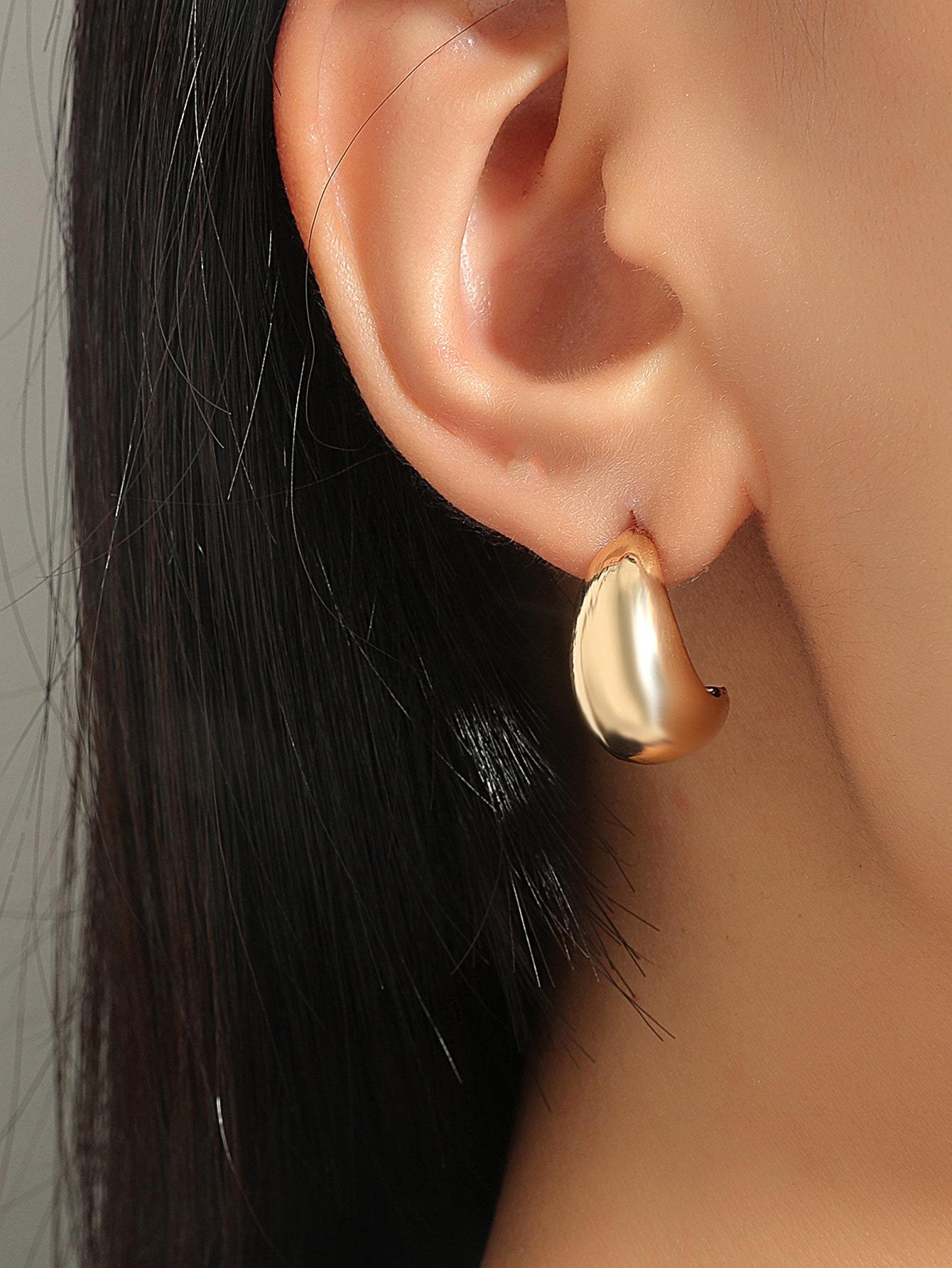 Earring Half Moon,Only Self-pickup Is Supported, And The Displayed Prices Are All Self-pickup Prices