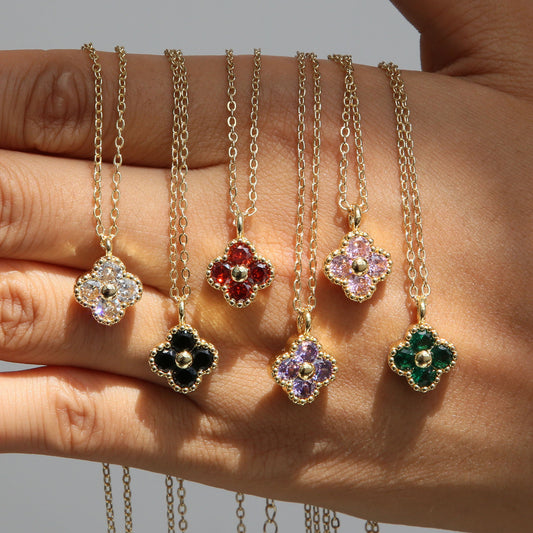 COLAR TREVO DE QUATRO FOLHAS